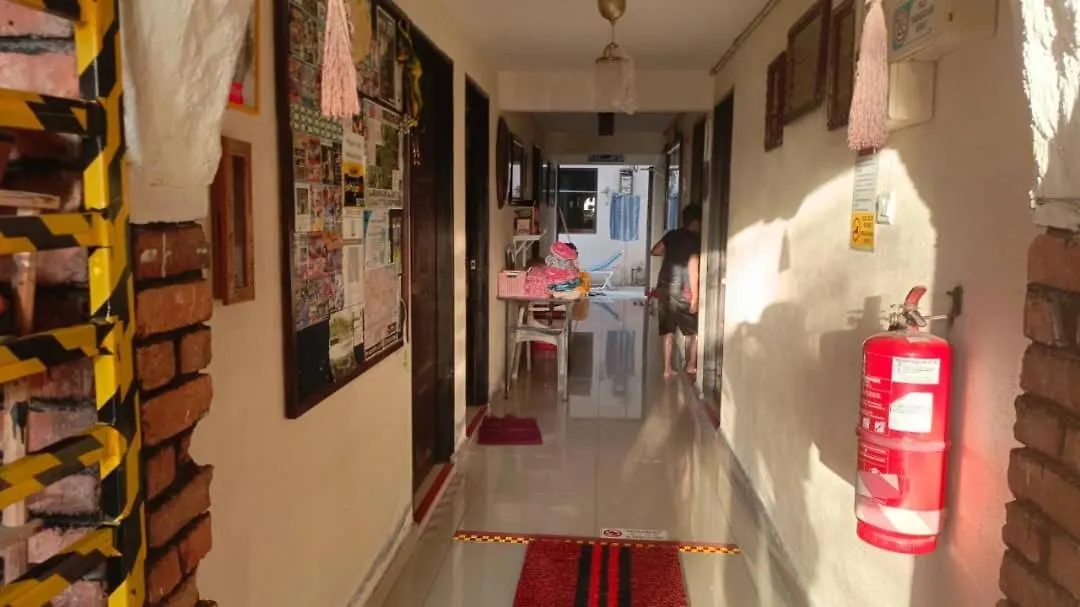 Ali'S Guest House 바투 페링기 0*,  말레이시아