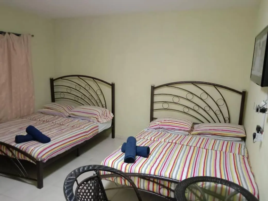 캡슐호텔 Ali'S Guest House 바투 페링기